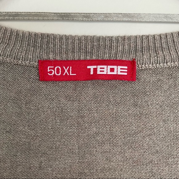 Soft Cotton Blend Sweater - Picture 3 of 16